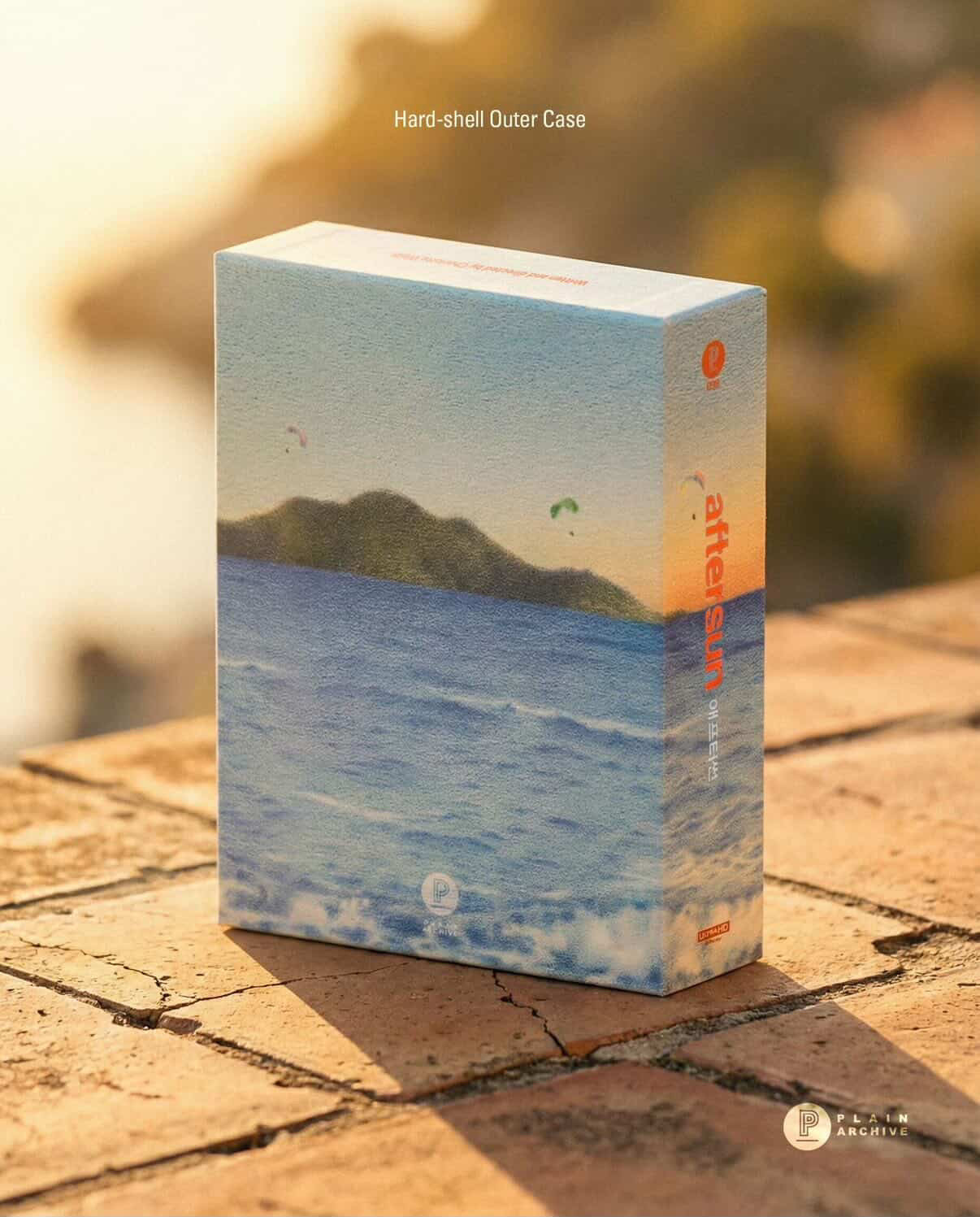 Aftersun (2022) – Plain Archive 4K SteelBook Souvenir Edition 4K UHD + Blu-Ray (Region Free)